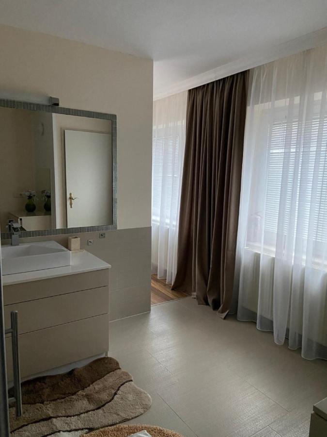 Hotel Sobe Djurdjevic à Zatonje Extérieur photo